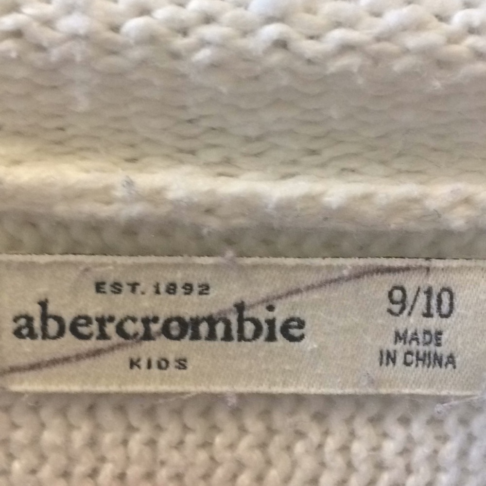 An Abercrombie super cute sweater. 👍 - Picture 2 of 3